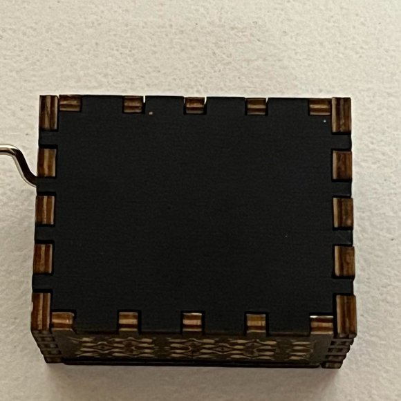 Totoro Hand Crank Wooden Music Box Studio Ghibli Anime Musical Music - Picture 5 of 9